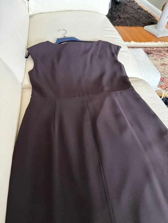 Max Mara Elegant Black Pleated Sheath Dress - Picture 6 of 6